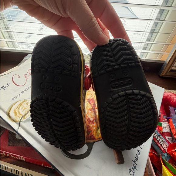 CROCS Kids Shoes Black and Red - Picture 7 of 7